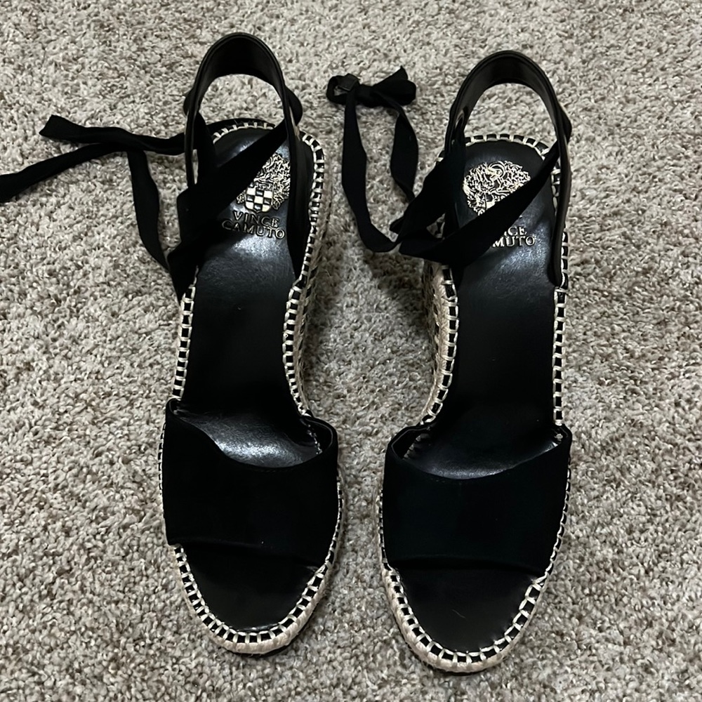 NEW Vince Camuto Bendsen espadrille wedges— Size 11